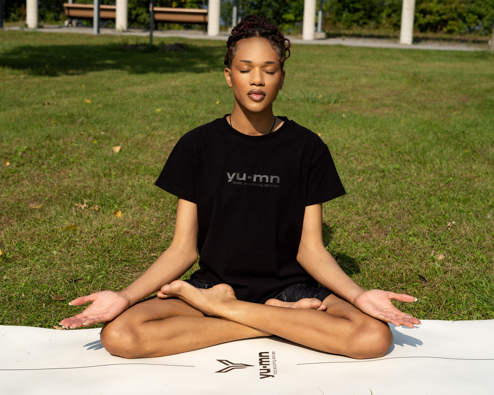 YU-MN Velvety Cotton Logo T-shirt - Yu-mn